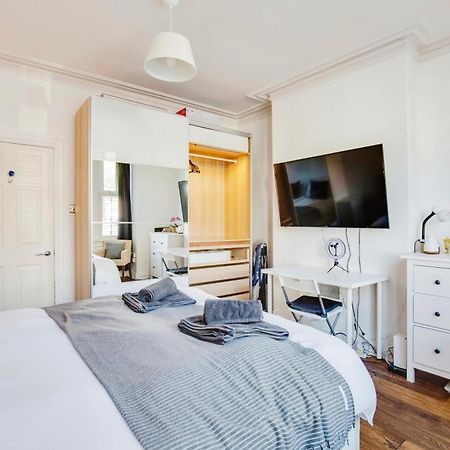 Lovely 2 Bedroom Ground Floor Flat With Garden. London Exterior foto