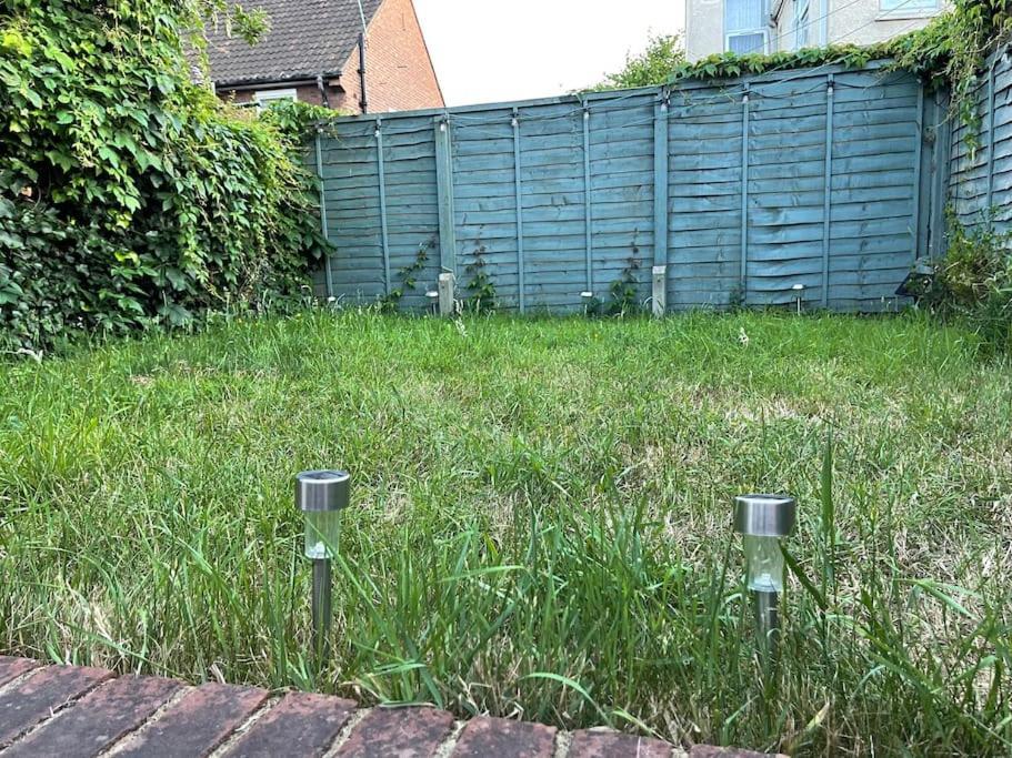 Lovely 2 Bedroom Ground Floor Flat With Garden. London Exterior foto