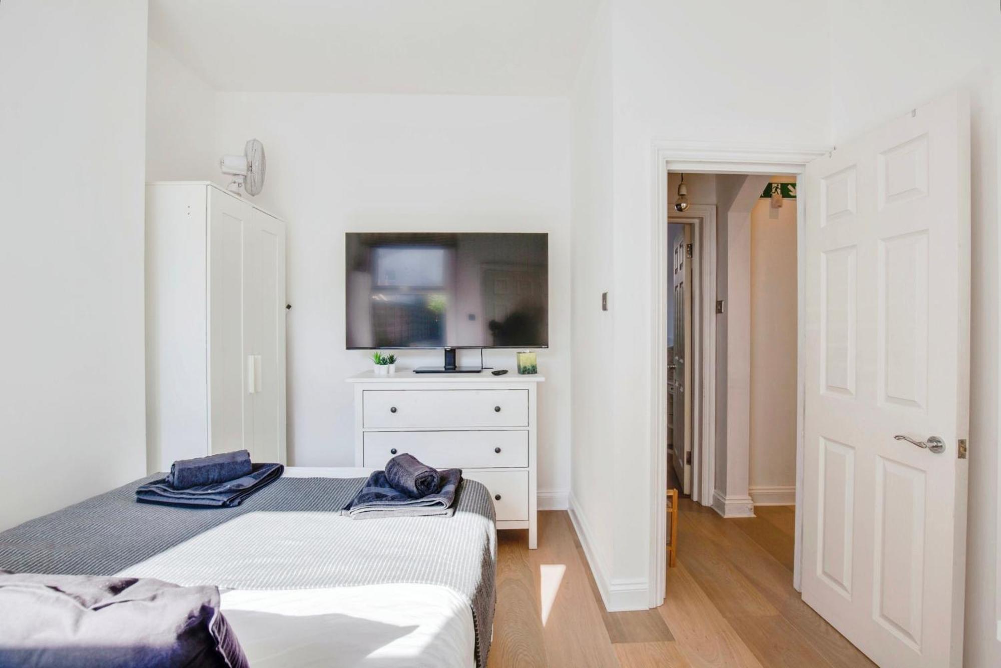 Lovely 2 Bedroom Ground Floor Flat With Garden. London Exterior foto